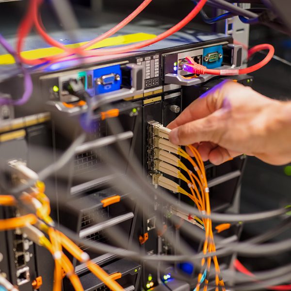 reti Instalación de redes cableadas y WiFi